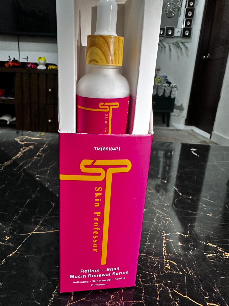 Retinol + Snail Mucin Renewal Serum